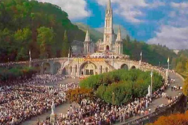 Lee más sobre el artículo ¿Por qué la Virgen de Lourdes es patrona de los enfermos?