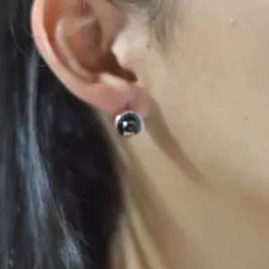 XA-215 Zarcillos Topito