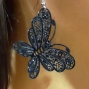 XA-210 Zarcillo Mariposa