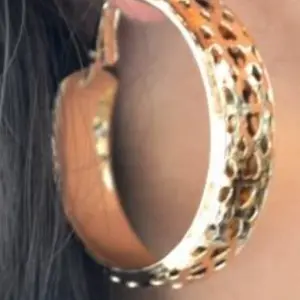 XA-225 Zarcillos Redondo Labrado