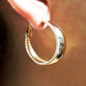 XA-220 Zarcillos Redondo Dos Labrados